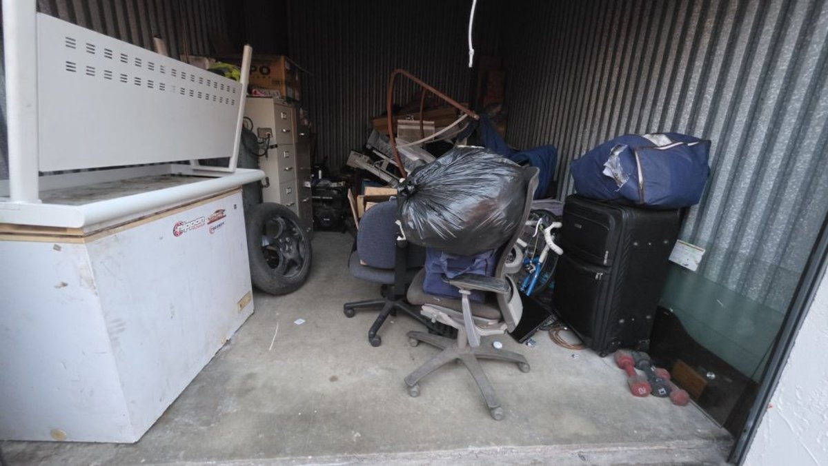 10 x 15 storage unit in Hollywood, FL