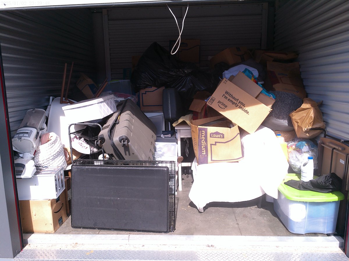 10 x 10 storage unit in Columbus, OH
