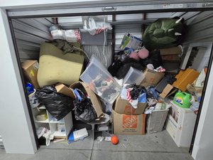 10 x 5 storage unit in Roswell, GA