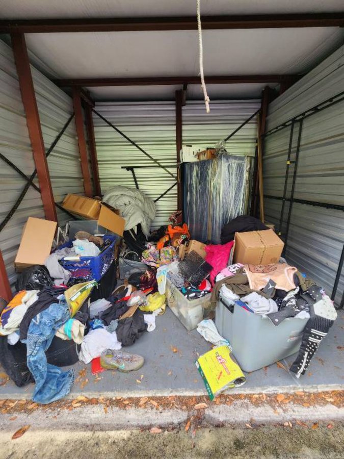 10 x 10 storage unit in Riverview, FL