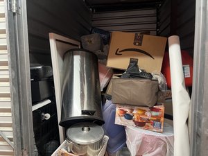 5 x 10 storage unit in Pompano Beach, FL