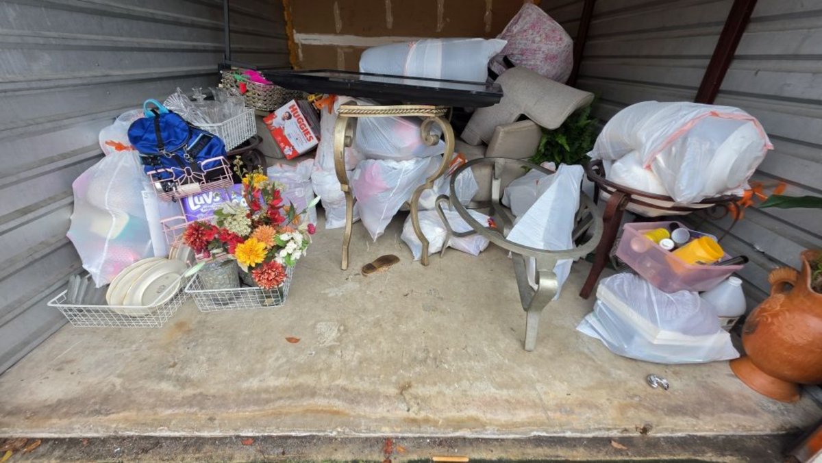 10 x 15 storage unit in Pompano Beach, FL