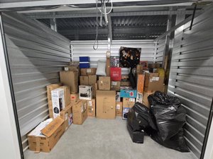 10 x 8 storage unit in Allen, TX