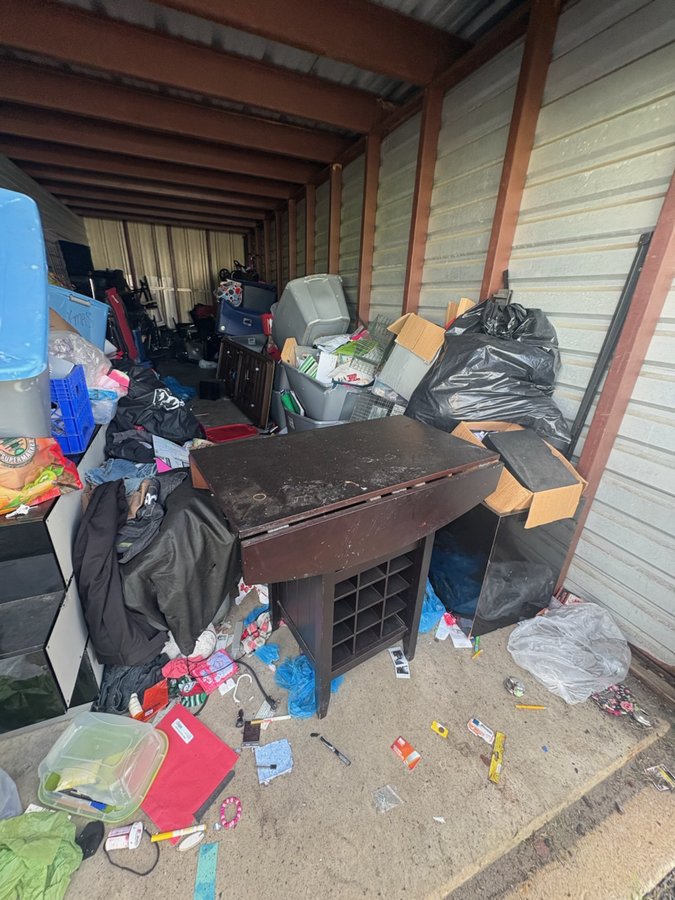 10 x 30 storage unit in Pennsauken, NJ
