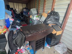 10 x 30 unit in Pennsauken