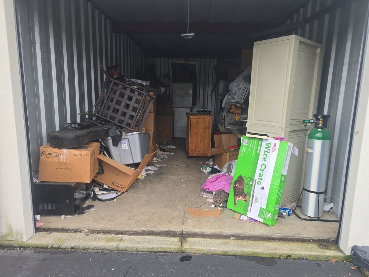 10 x 20 storage unit in Miamisburg, OH