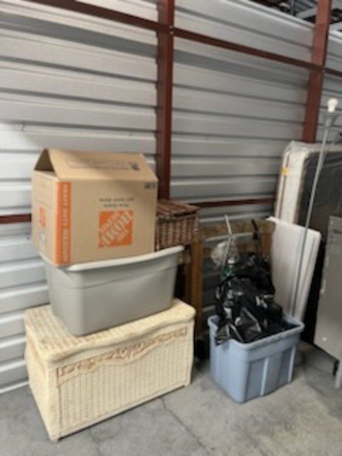 10 x 15 storage unit in Delran, NJ