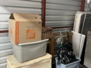10 x 15 storage unit in Delran, NJ