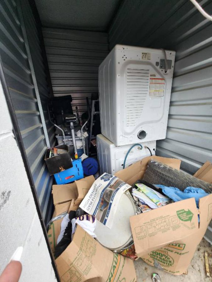 5 x 10 storage unit in Richmond, VA
