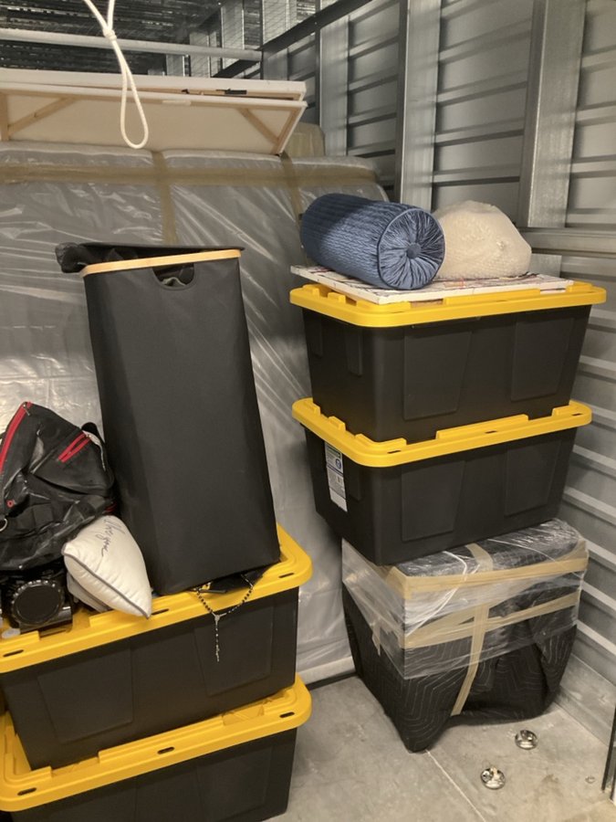 10 x 15 storage unit in Las Vegas, NV