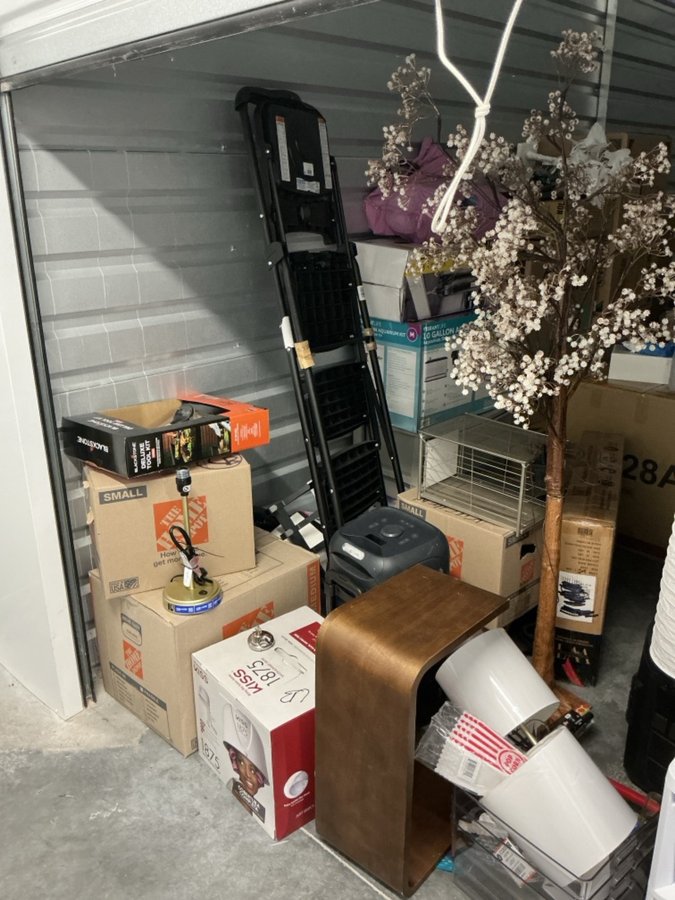 10 x 20 storage unit in Las Vegas, NV