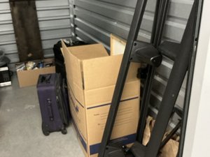 10 x 10 storage unit in Las Vegas, NV