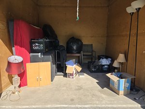 10 x 10 storage unit in Dunmore, PA