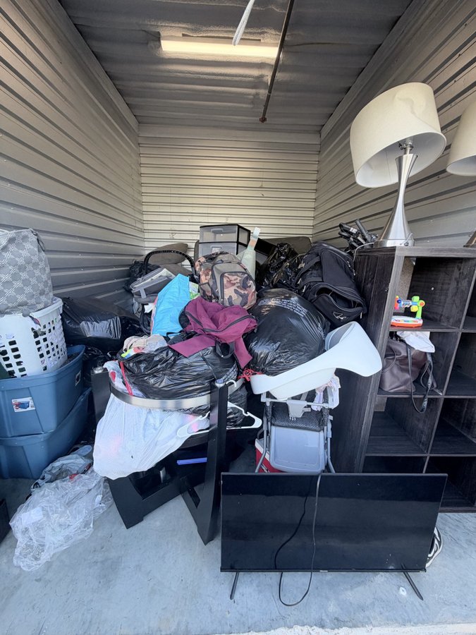 10 x 15 storage unit in Fredericksburg, VA