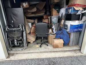 10 x 10 storage unit in Garner, NC