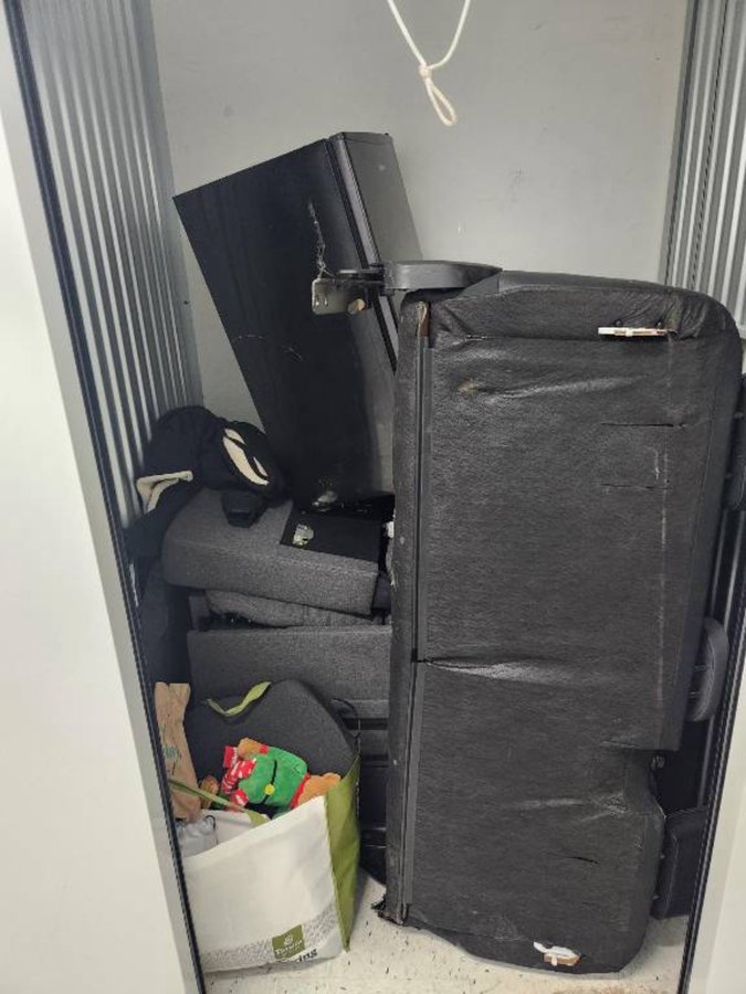 4 x 5 storage unit in Glenview, IL