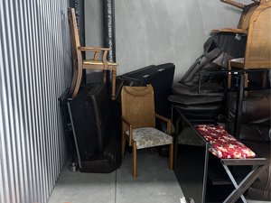 10 x 10 storage unit in Los Angeles, CA