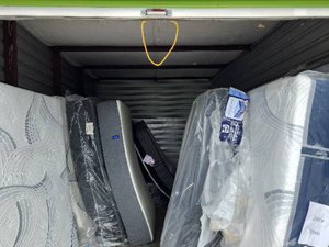 10 x 20 storage unit in Wimauma, FL