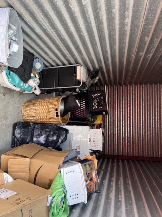 5 x 10 storage unit in Margate, FL
