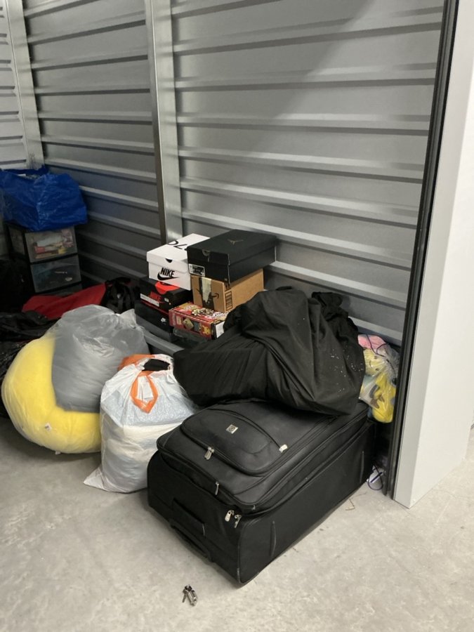 10 x 10 storage unit in Las Vegas, NV