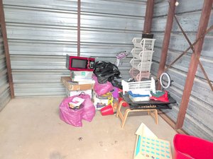 10 x 10 storage unit in Naperville, IL