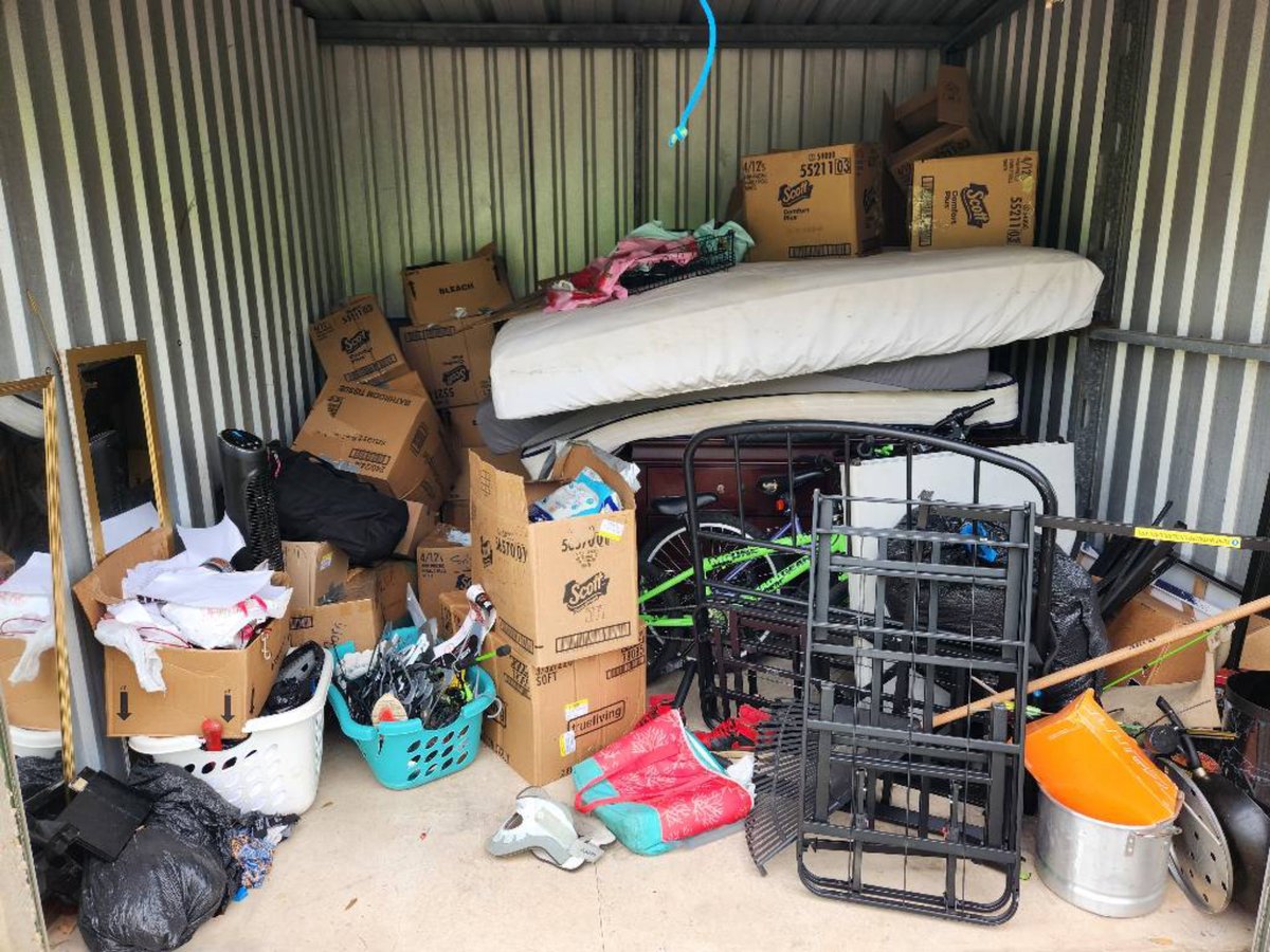 10 x 10 storage unit in San Antonio, TX