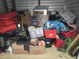 7 x 10 storage unit in Pasadena, MD