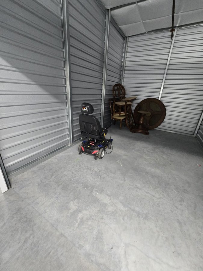 10 x 15 storage unit in New Caney, TX