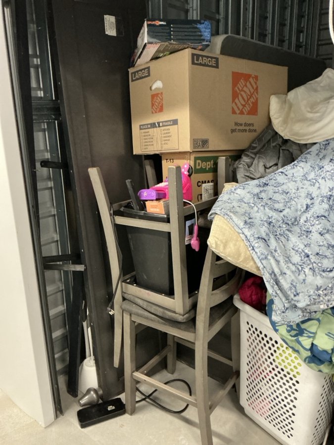 10 x 13 storage unit in Las Vegas, NV