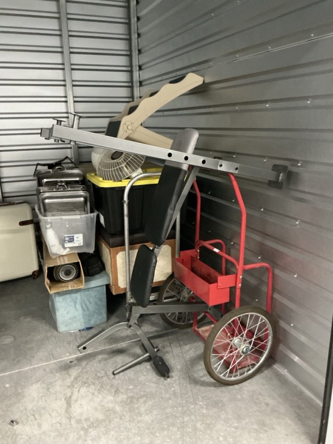 10 x 10 storage unit in Las Vegas, NV