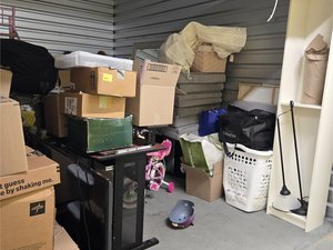 10 x 15 storage unit in Charlotte, NC