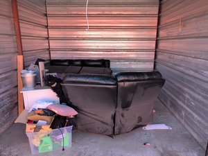 10 x 10 storage unit in Aurora, IL