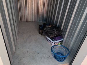 5 x 10 storage unit in Geneva, IL