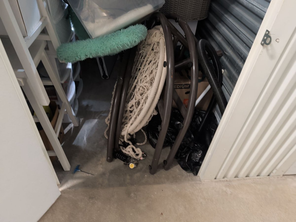 5 x 10 storage unit in Naperville, IL