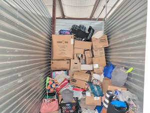 5 x 10 storage unit in Naperville, IL
