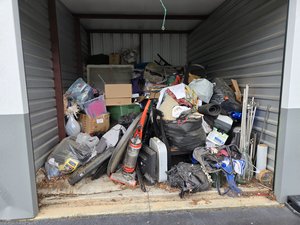 10 x 15 storage unit in Lithonia, GA