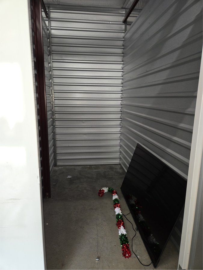 5 x 10 storage unit in Lithonia, GA