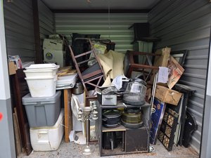 10 x 10 storage unit in Lithonia, GA