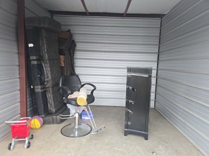 10 x 10 storage unit in Miamisburg, OH
