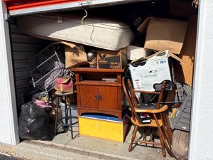 10 x 10 storage unit in Auburn, ME