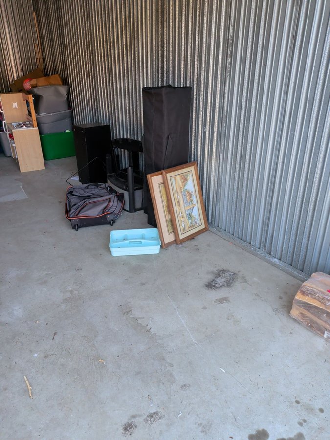 10 x 20 storage unit in Manchester, NH
