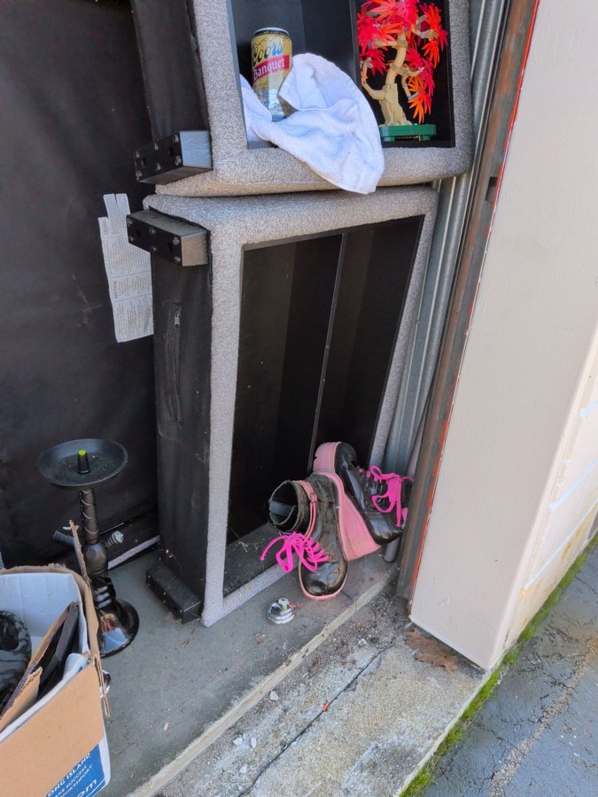 10 x 15 storage unit in Manchester, NH