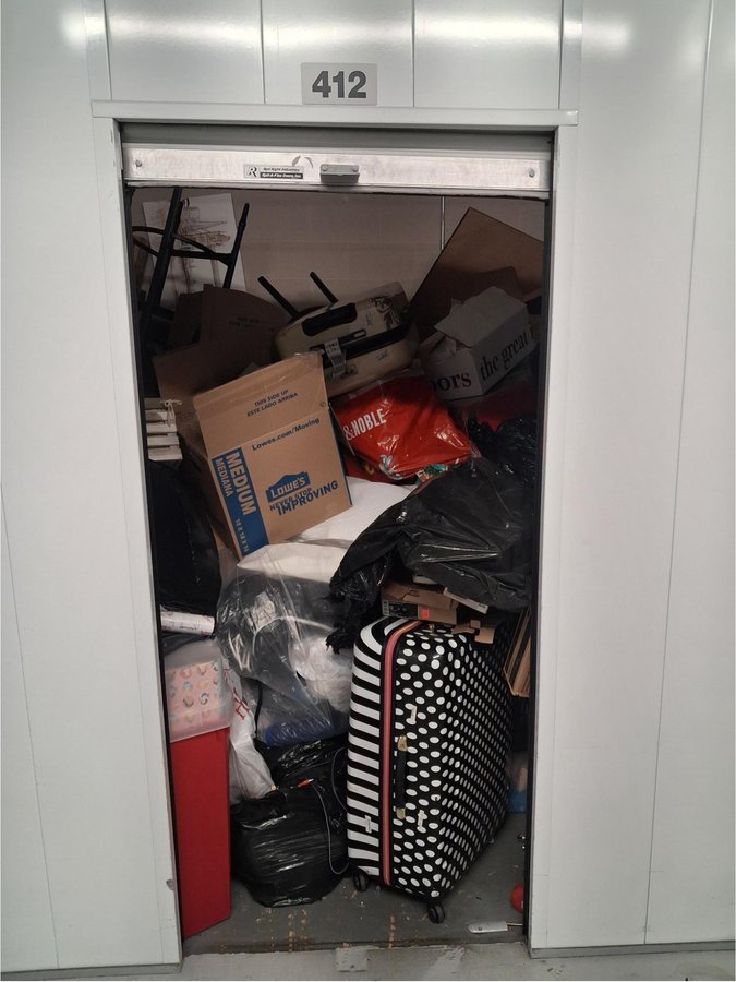 10 x 10 storage unit in Centennial, CO