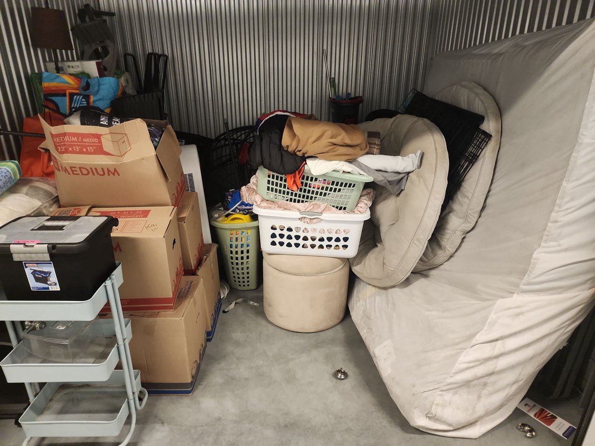 10 x 10 storage unit in Warwick, RI