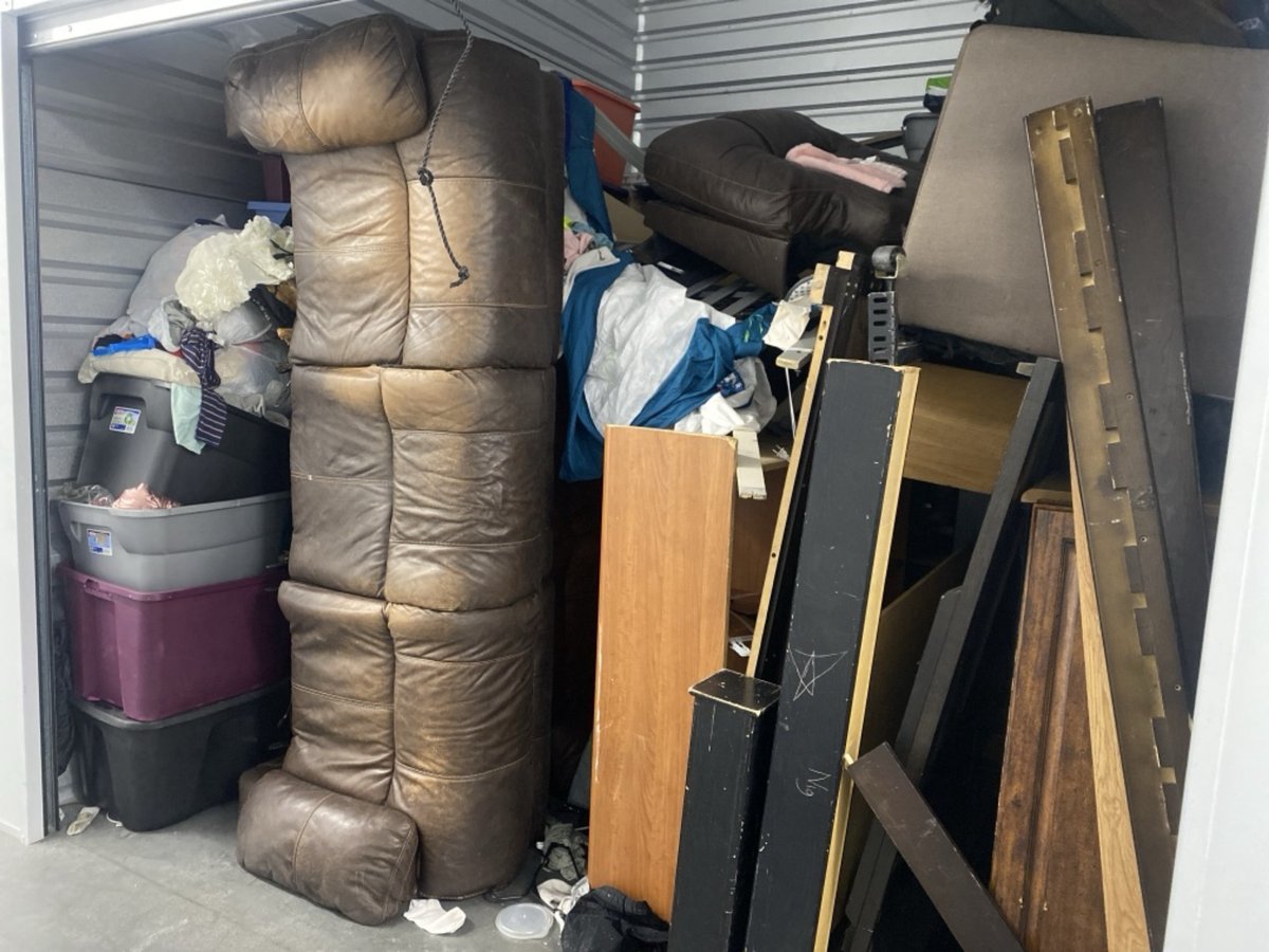 10 x 10 storage unit in Surprise, AZ