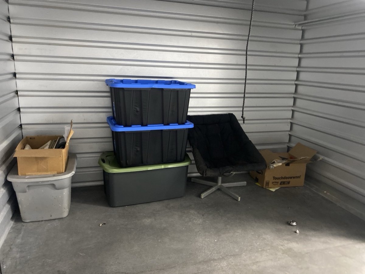 10 x 5 storage unit in Surprise, AZ