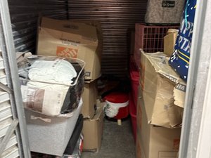 5 x 10 storage unit in North Brunswick, NJ