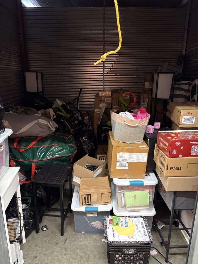 10 x 10 storage unit in North Brunswick, NJ
