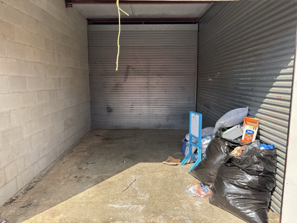 10 x 15 storage unit in North Brunswick, NJ