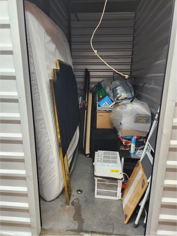 5 x 10 storage unit in Belleville, NJ